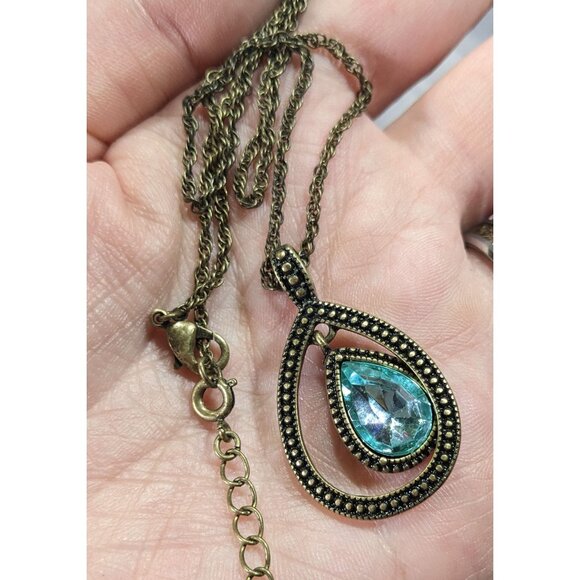Whimsical Teardrop Blue Gemmed Gold Tone Pendant Necklace - Picture 4 of 7
